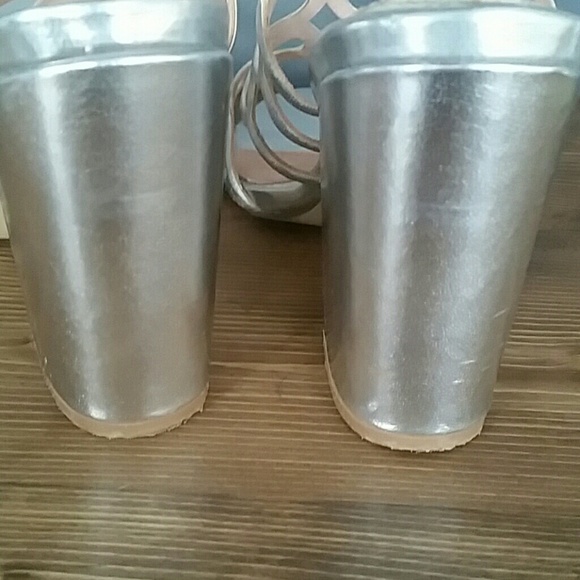 Fashion cute silver sandals - Picture 3 of 7